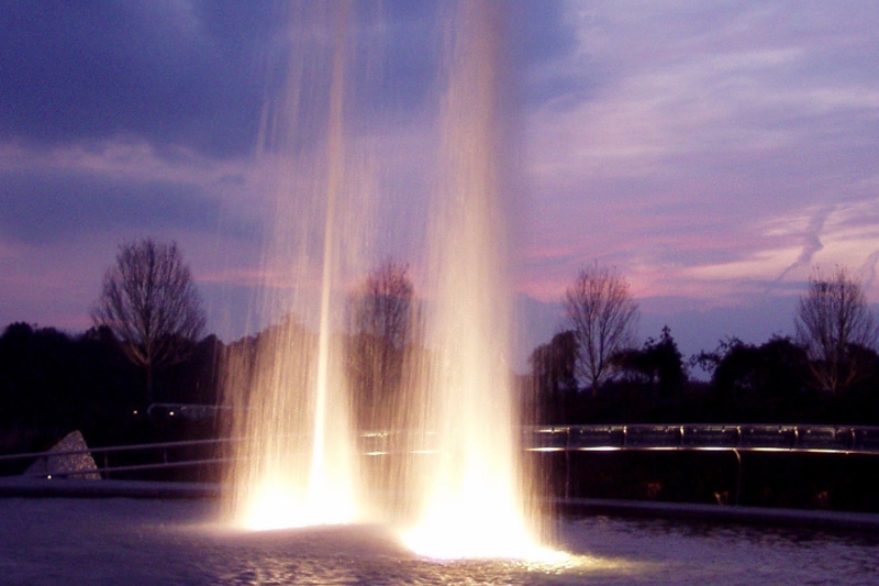 Water Light Fountain